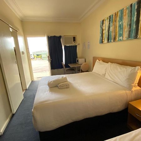 Maitland City Motel Bagian luar foto