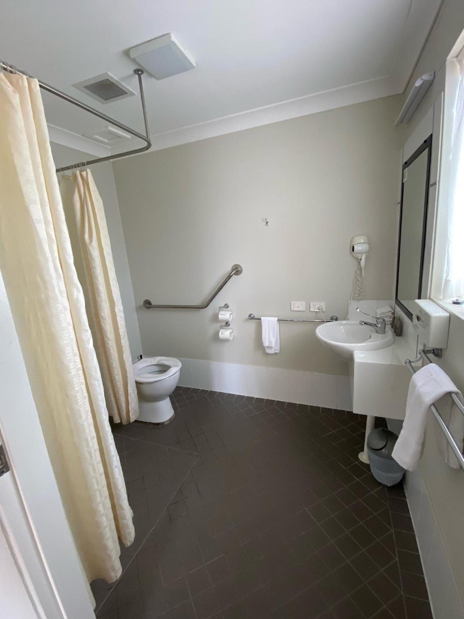 Maitland City Motel Bagian luar foto